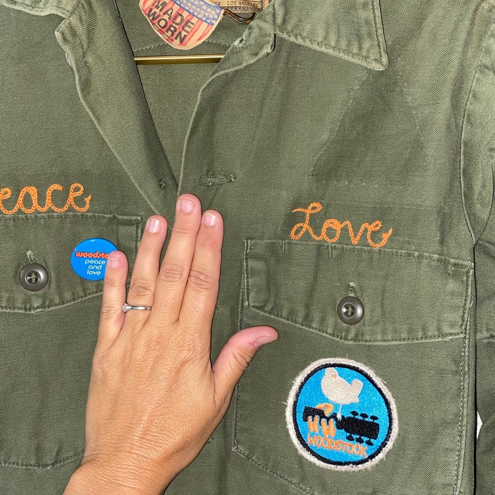 Madeworn xs WOODSTOCK PEACE & LOVE CHAIN STITCHED MILITARY JACKET - Picture 5 of 11